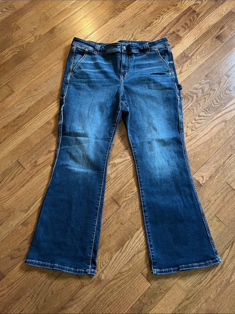 American Eagle flare jeans 20R